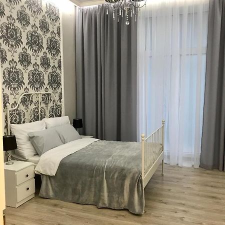 Apartament Mickiewicza - Pkp Station Przemyśl Exteriör bild