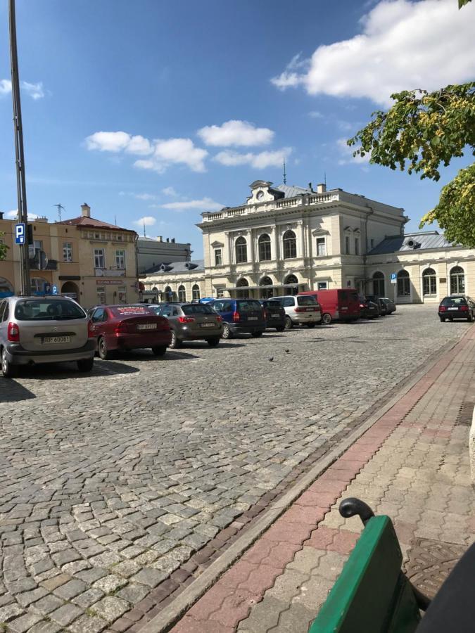 Apartament Mickiewicza - Pkp Station Przemyśl Exteriör bild