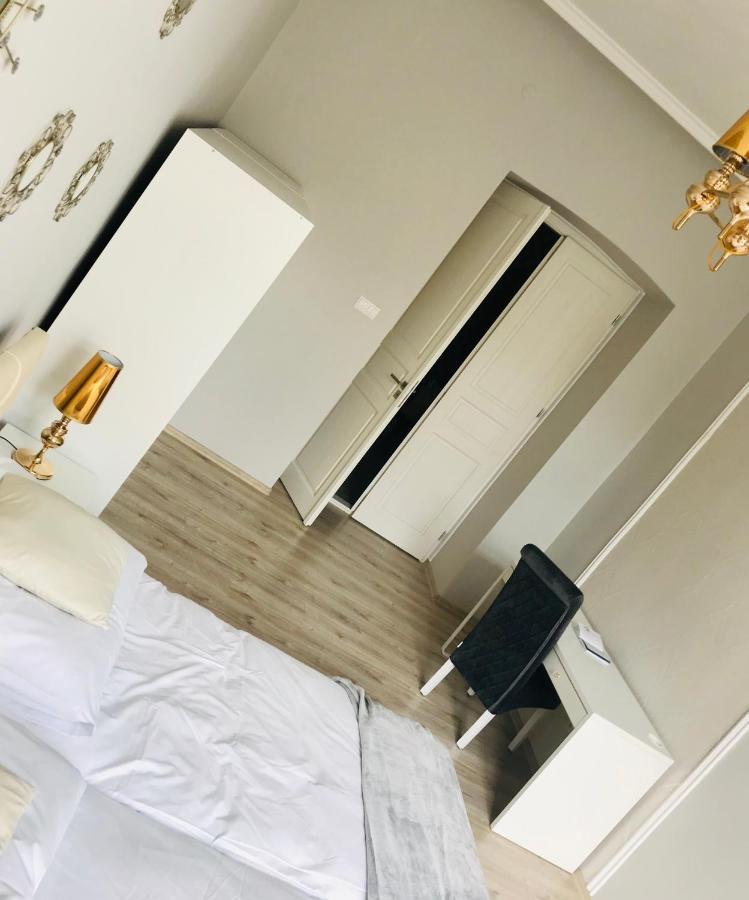 Apartament Mickiewicza - Pkp Station Przemyśl Exteriör bild