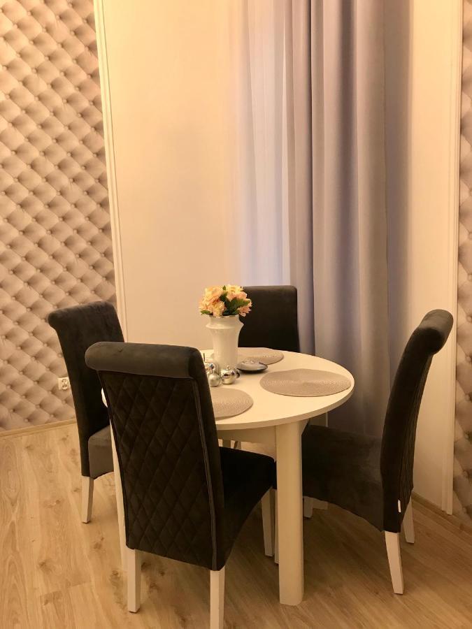 Apartament Mickiewicza - Pkp Station Przemyśl Exteriör bild