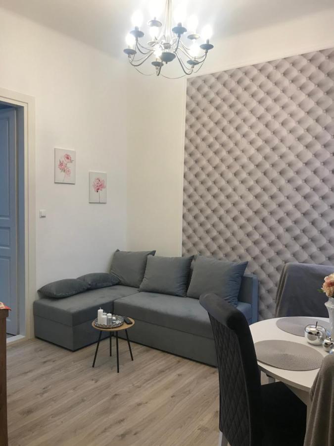 Apartament Mickiewicza - Pkp Station Przemyśl Exteriör bild