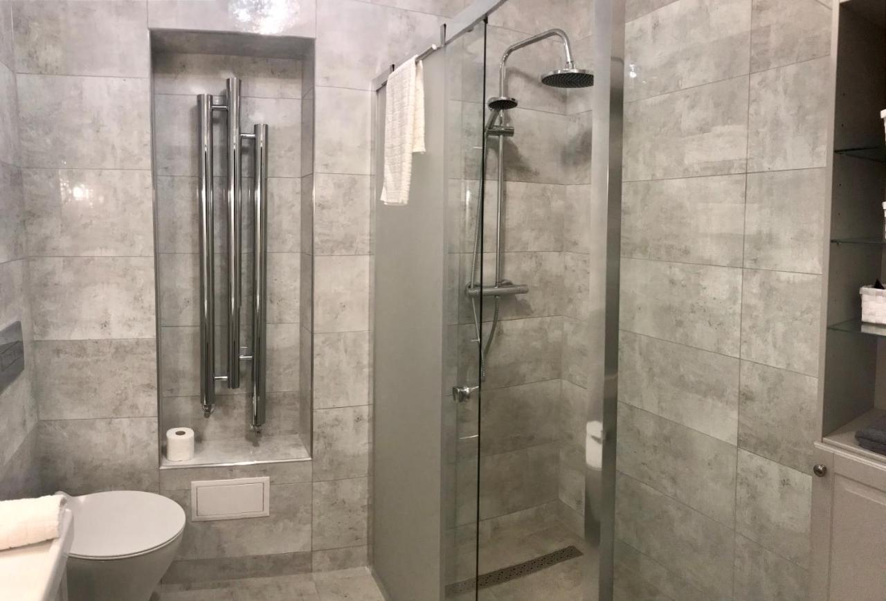 Apartament Mickiewicza - Pkp Station Przemyśl Exteriör bild